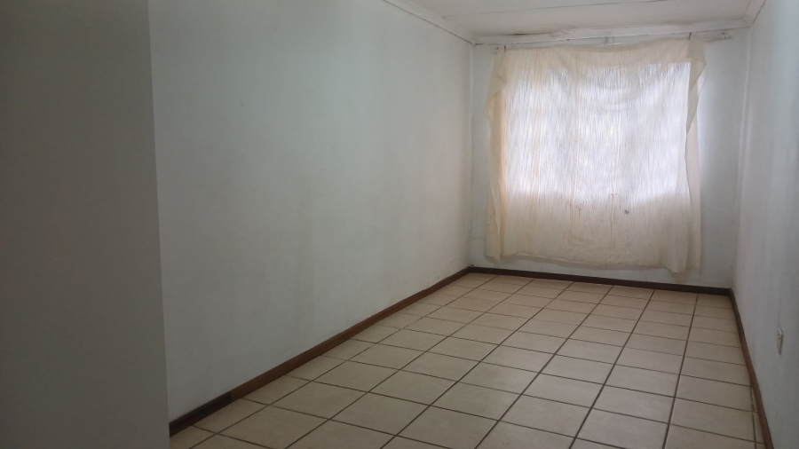  Bedroom Property for Sale in Vredenhof Sh Free State